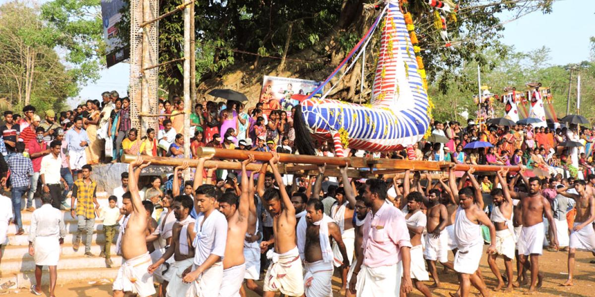 File photo; Kuthira Velavaravu at Kavalappara Aryankavu. 